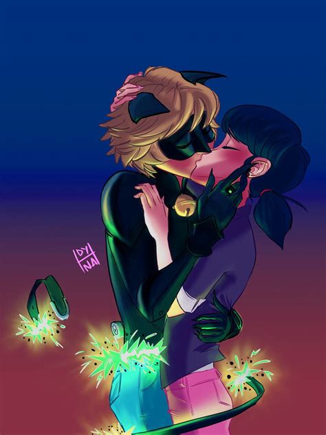 marinette x cat noir kiss.